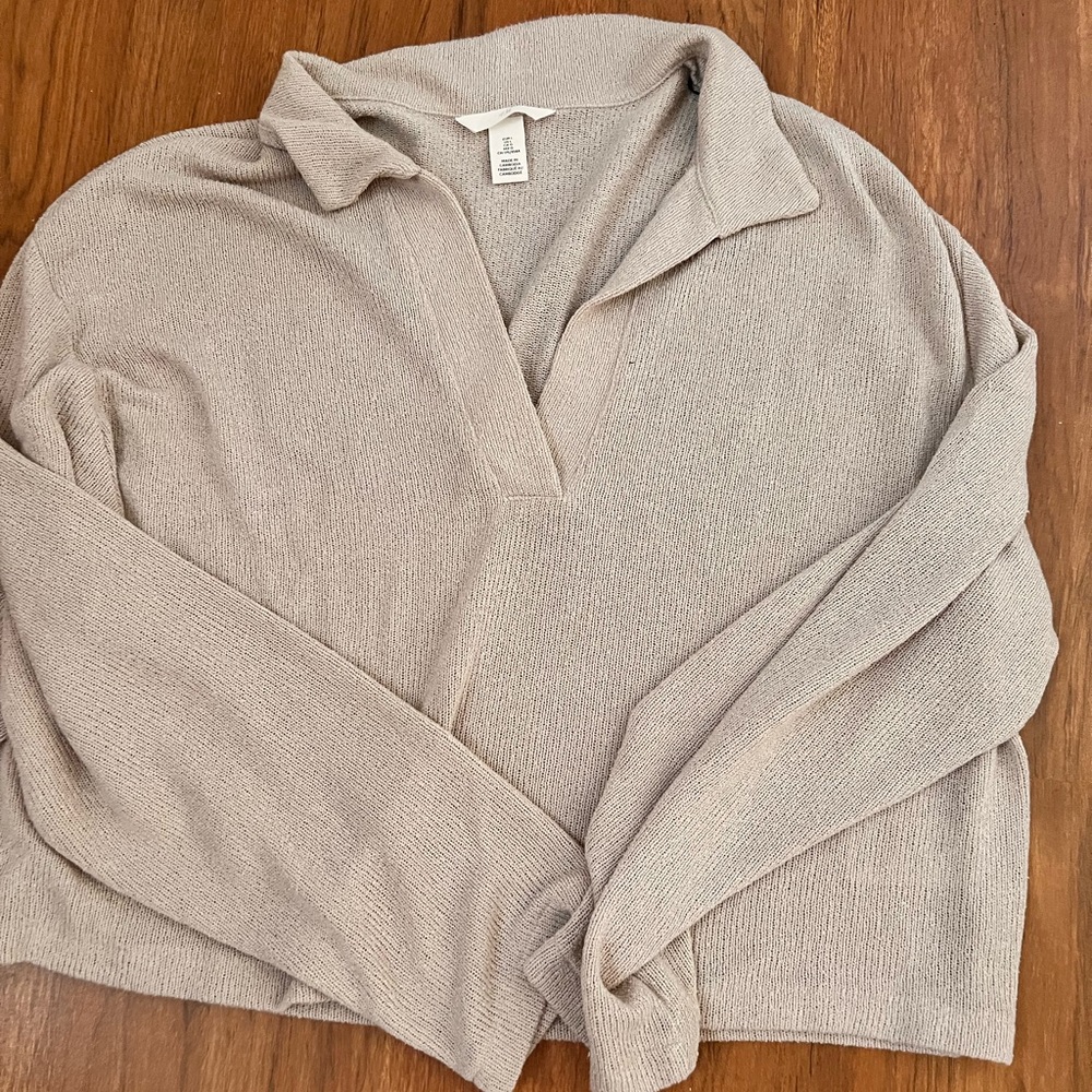 Tan H&M lightweight polo sweater